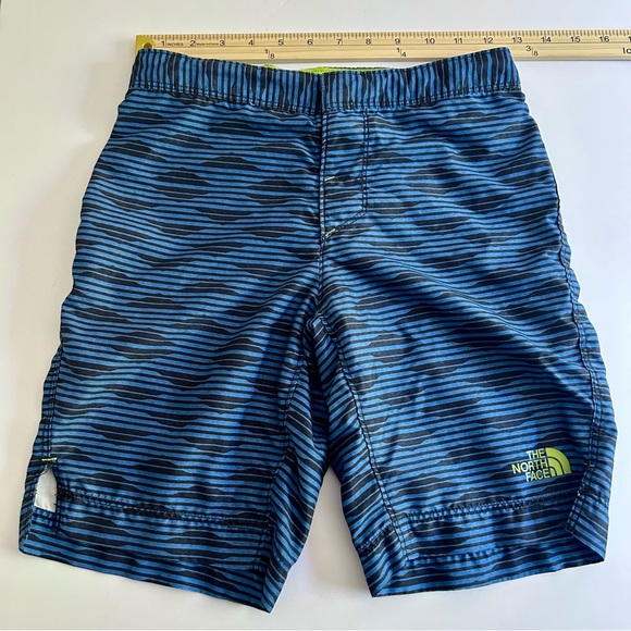 North Face Swim Board Shorts Adjustable Waist Trunks Quick Dry Blue Size 10/12 - Picture 2 of 9